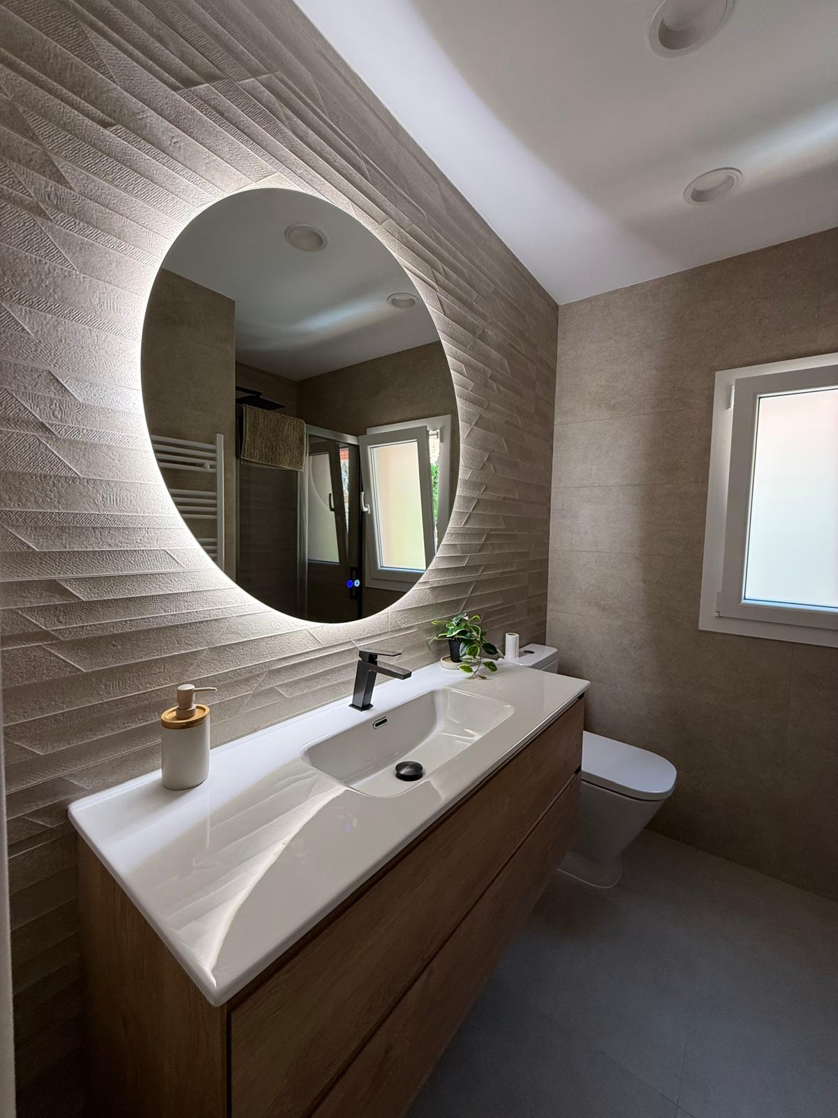 Baño contemporáneo